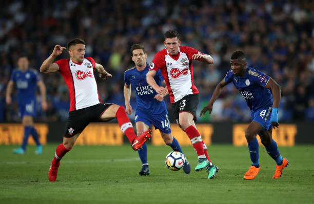 更加严重的 更加严重的