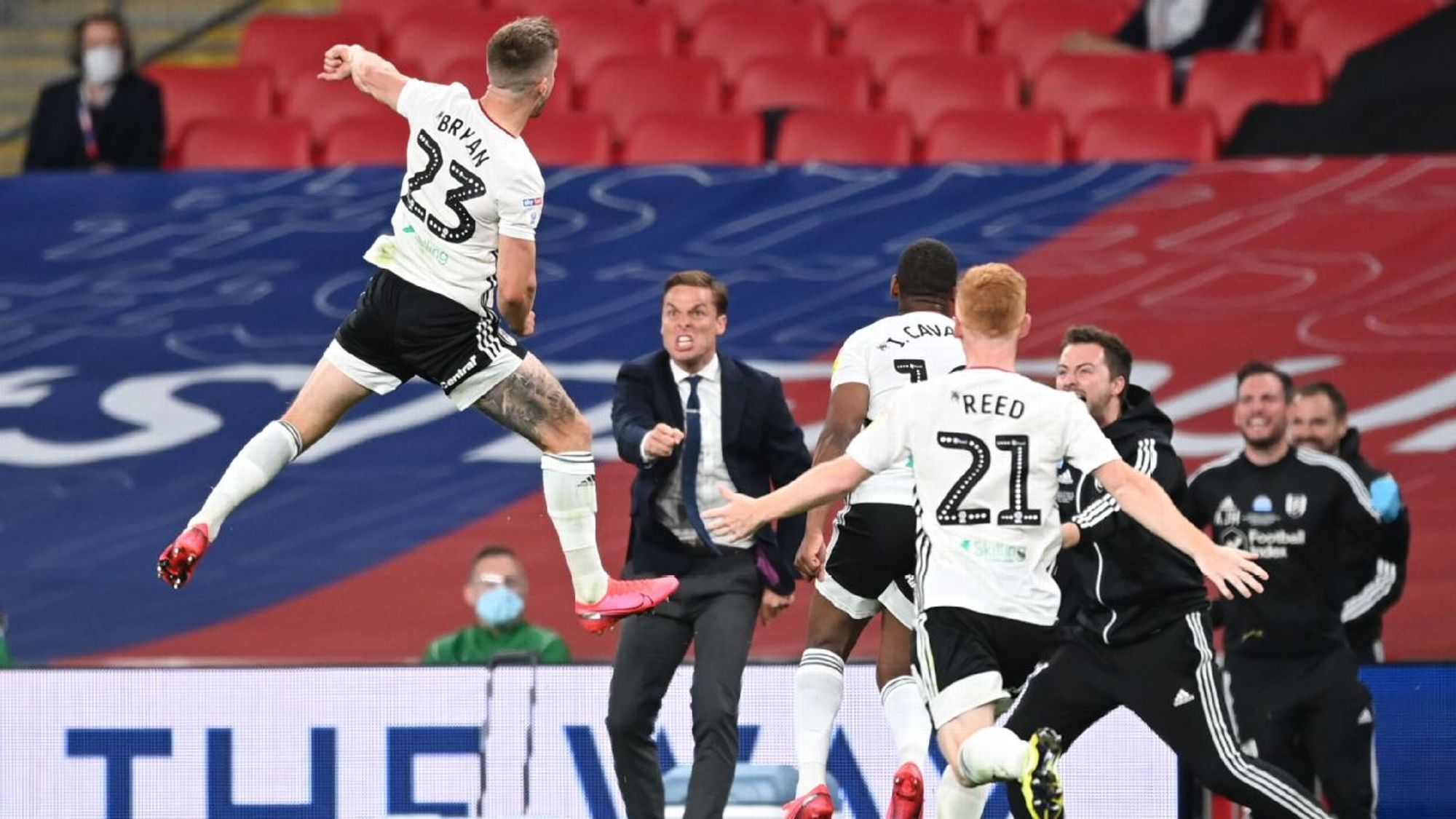 跟队记者：雅克松已正式告知切尔西他希望寻求转会.